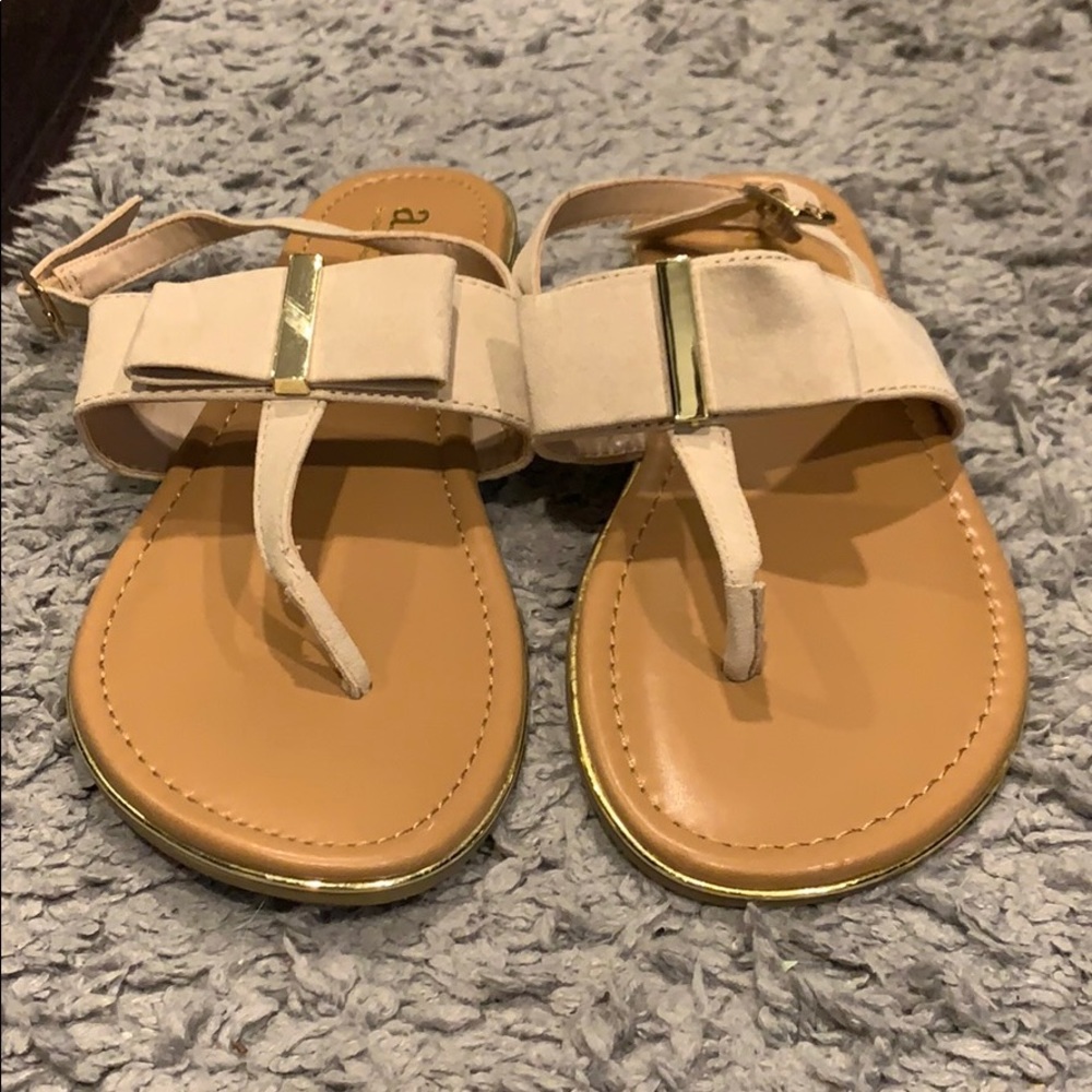 A.N.A nude sandals with bow and gold detail